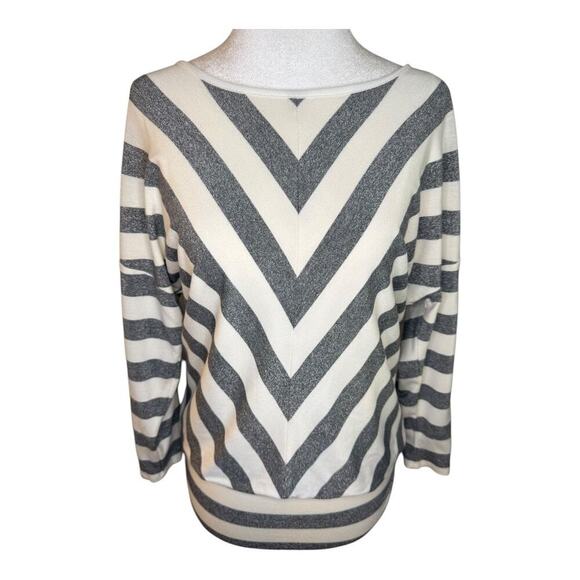 WHBM Women's Gray Striped‎ Pullover Sweater Size Small Chevron Stripes - Picture 1 of 8